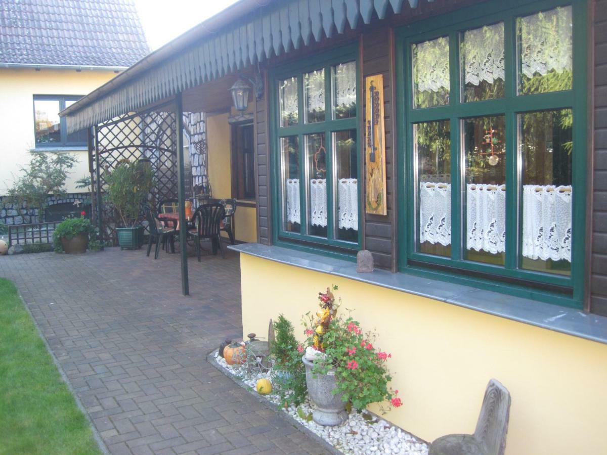 Pension Zum Weissen Hirsch Reitwein Экстерьер фото
